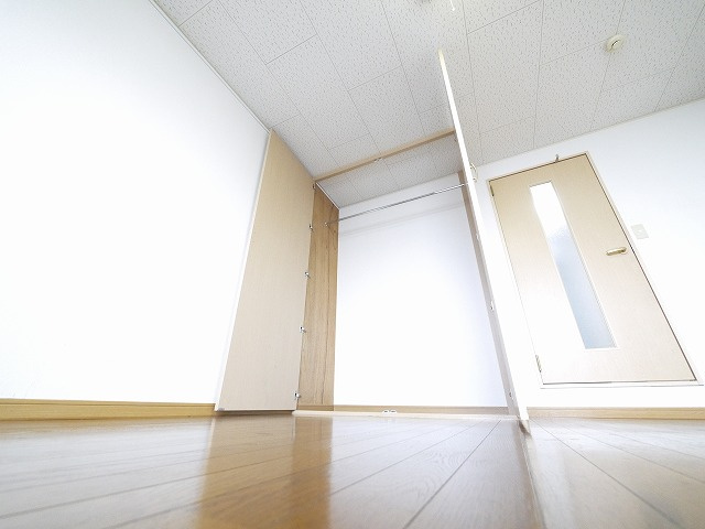 シャルマン南紀寺の収納|大きなものも収納できそうです