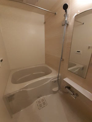 【浴室】 | プラム・アズール