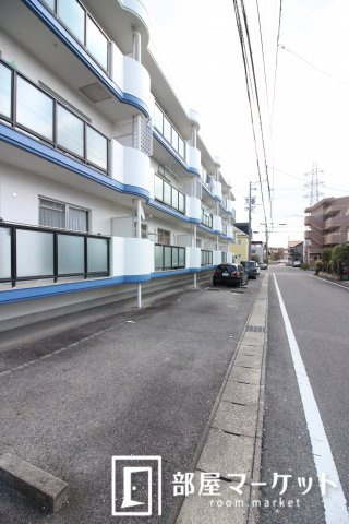 【駐車場】 | リバーサイド和合