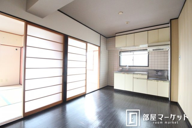 【居間・リビング】 | リバーサイド和合