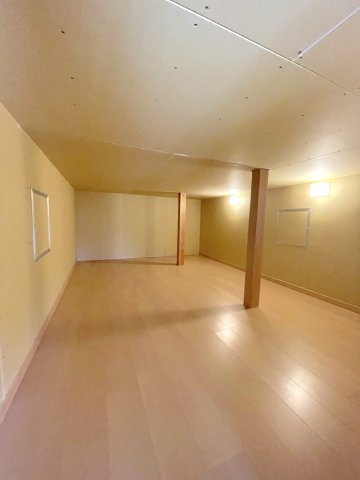 京都市伏見区羽束師古川町　未入居物件の収納