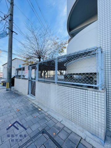 ロワールマンションアール板付弐番館の周辺