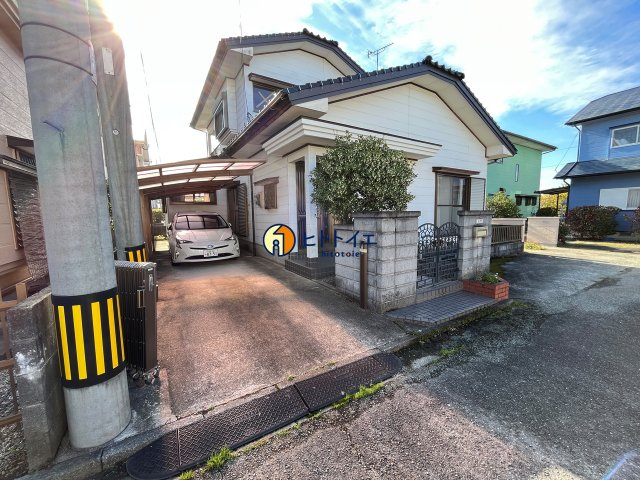 筑後市西牟田　中古住宅の外観