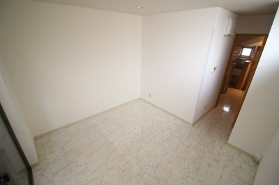 【居間・リビング】 | グランブルー板宿