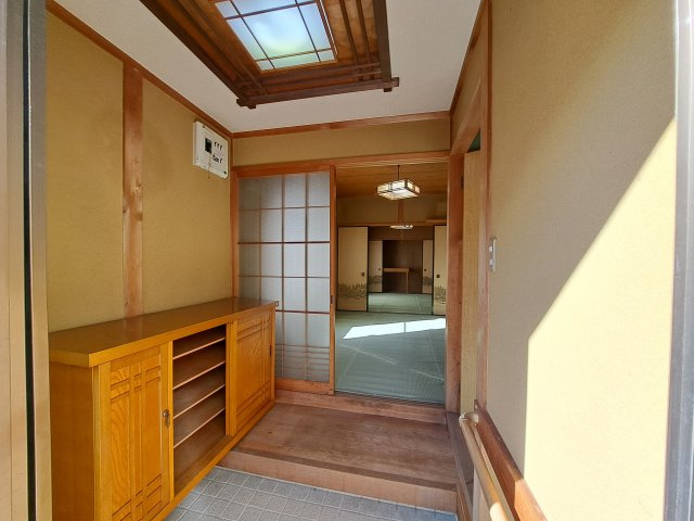 常滑市樽水町3丁目貸家の玄関