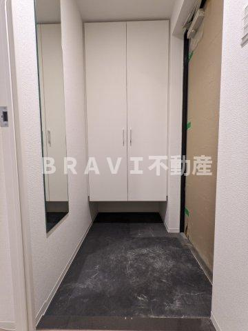 セレニテ堺筋本町リアン BRAVI不動産の玄関|【セレニテ堺筋本町リアン】