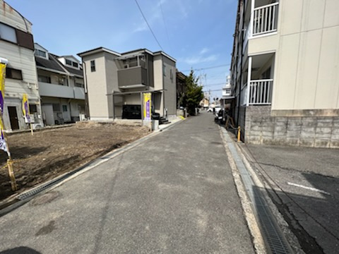 【建築条件付き土地】グラッド・タウン北条１丁目の前面道路含む現地写真|■前面道路は約4.7mあります♪♪