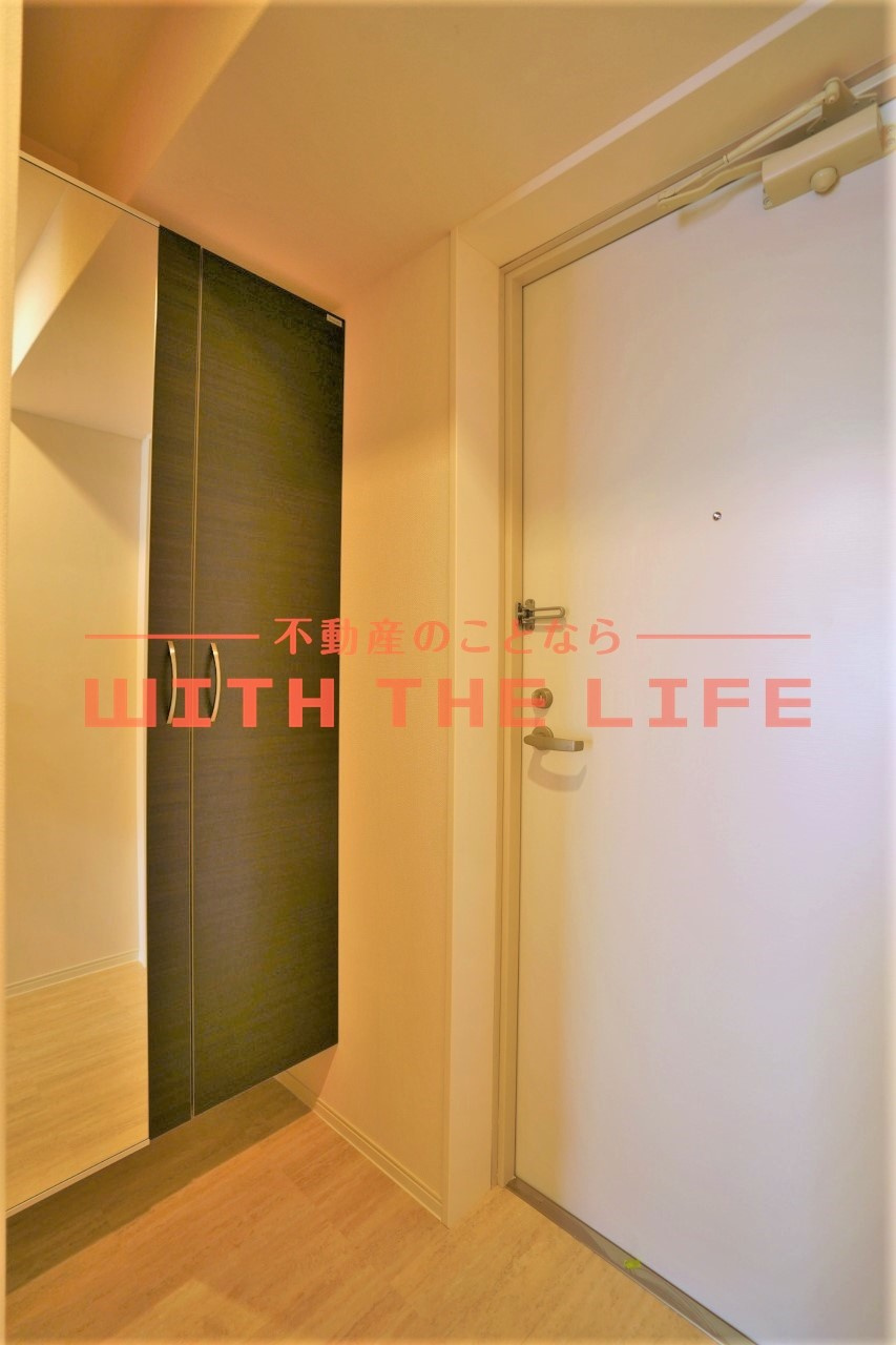 Tiara（ティアラ）本町【キャッシュバック対象物件】の玄関|ゆったりとした玄関です