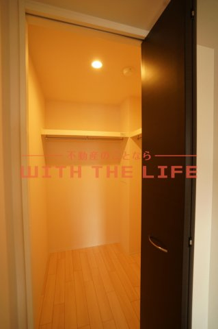 Tiara（ティアラ）本町【キャッシュバック対象物件】の収納|たっぷりとした収納スペースです