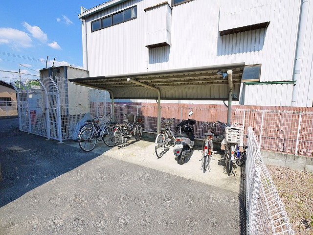 フルーエントⅤのその他共用部分|駐輪場