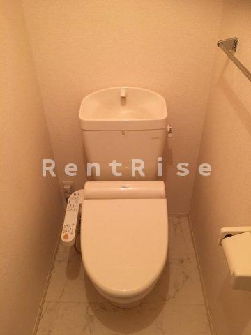 ロイヤルガーデン なでしこ館 Dの居間・リビング