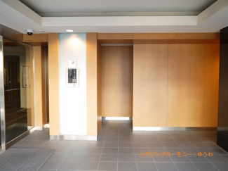 【エントランス】