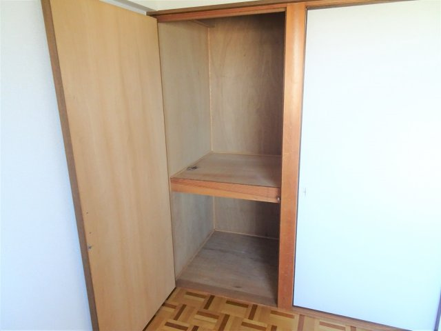 第２コーポ村下の収納
