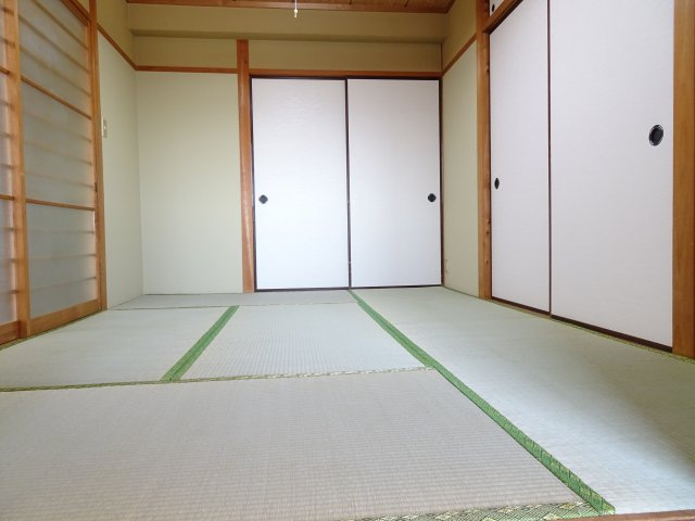 第２コーポ村下の和室