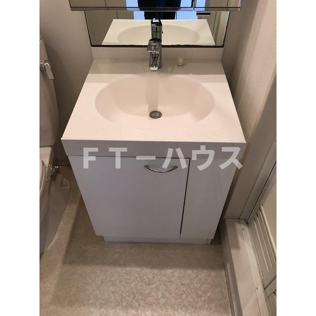 コンパートメントハウス検見川の洗面所