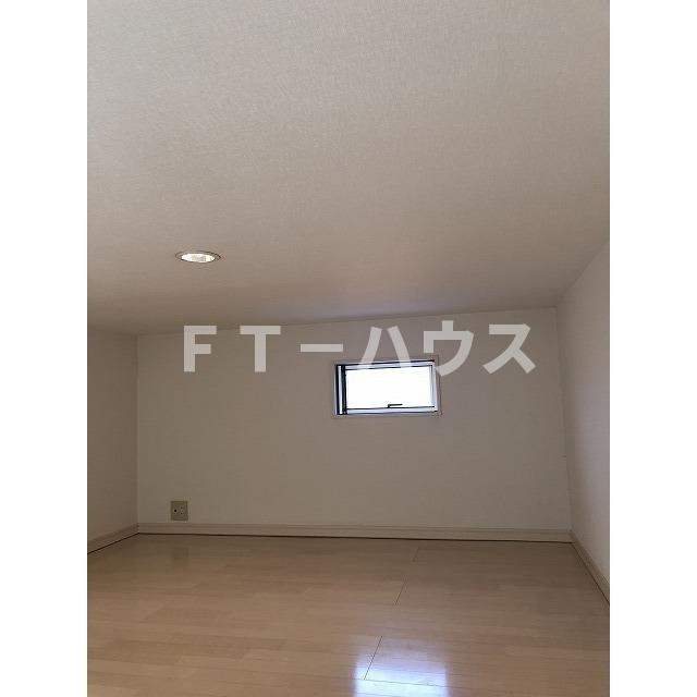 コンパートメントハウス検見川の居間・リビング