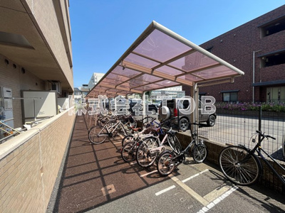 【その他共用部分】 | ヴィラ・フロレスタ | 自転車置場