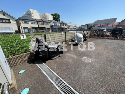 【その他共用部分】 | ヴィラ・フロレスタ | バイク置場