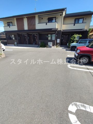 【駐車場】 | 華