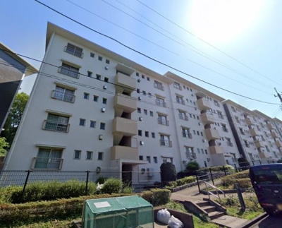 【外観】 | 宮向団地２街区２号棟 | 総戸数８８７戸、１９７１年２月築、管理人は日勤勤務につき管理体制良好です♪
