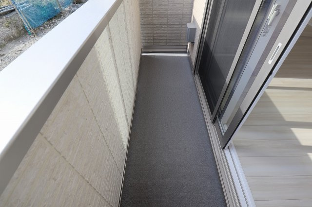 グランテージ海神Aのバルコニー|暖かな日差しのふりそそぐバルコニー