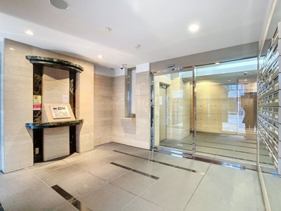 【エントランス】 | ラ・ピアッツァ麻布十番