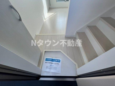 【玄関】 | Casa kamiyu | 収納もある玄関です