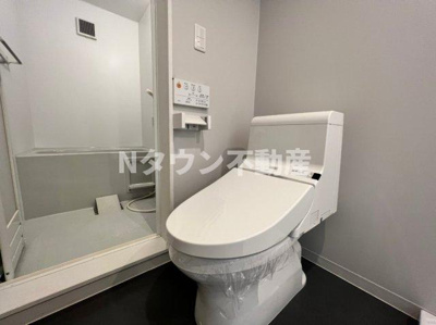 【トイレ】 | Casa kamiyu | 清潔感のあるトイレです