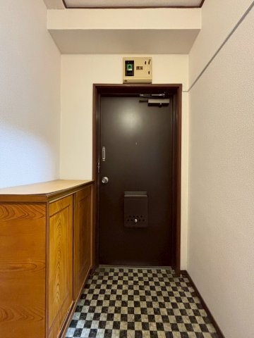 シャトーさわだⅠの玄関|シャトーさわだⅠ