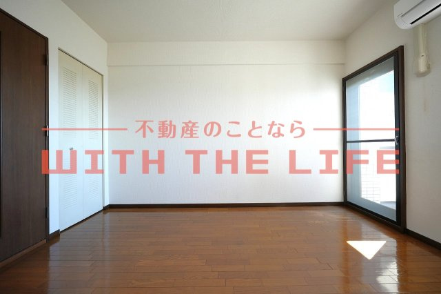 朝日プラザ久留米Ⅱ【キャッシュバック対象物件】の洋室|明るい洋室です