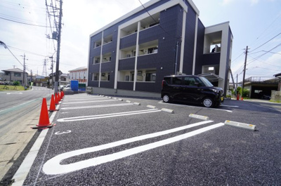 【駐車場】 | エル　シャトー