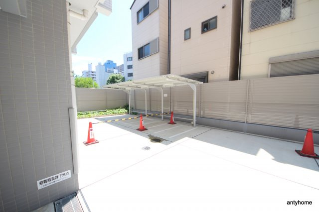 レジュールアッシュ梅田ＮＥＸ　仲介手数料無料のエントランス