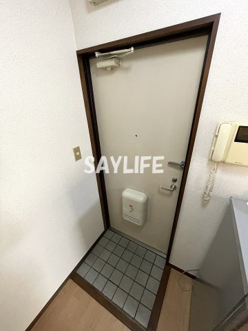 コーポ司の玄関