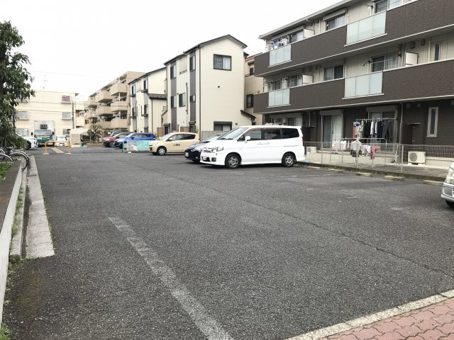 市川グリーンタウン第二ミズホの駐車場