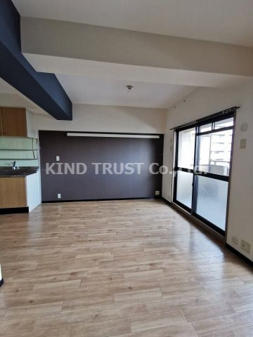 キオプラザ天満橋の居間・リビング|おしゃれな居間です