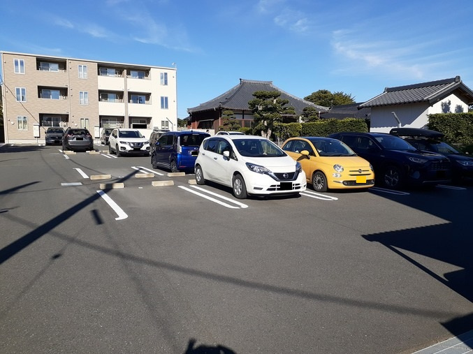 【駐車場】