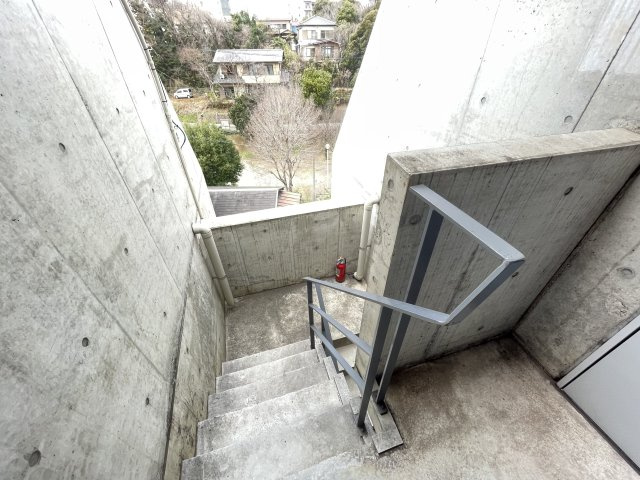 ＰＳＲ矢作町のその他共用部分|玄関前階段