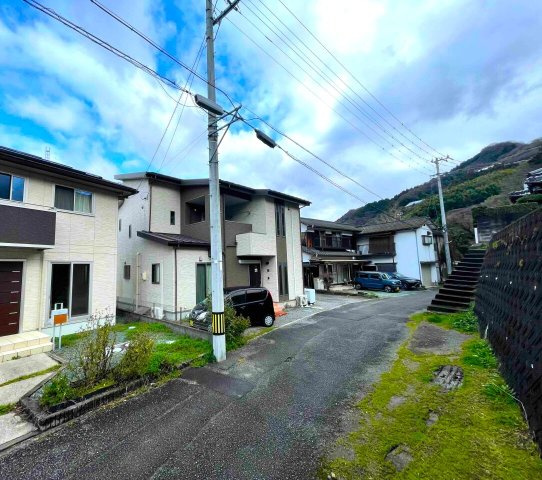 【前面道路含む現地写真】の画像