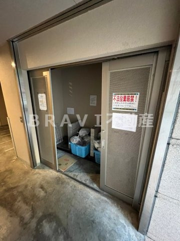アジリア天満橋　BRAVI不動産のその他共用部分|【アジリア天満橋】ごみ置場