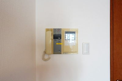 【セキュリティ】 | エバーグリーン | 参考写真（同物件別部屋）