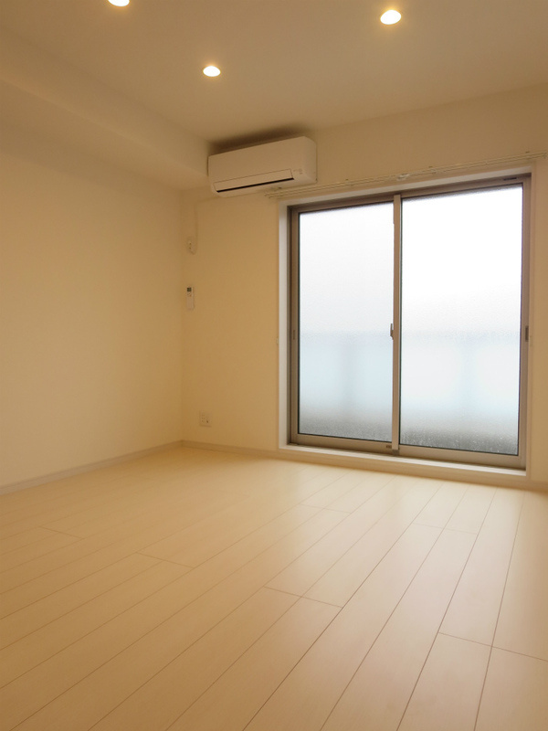 リブリ・レースパーク船橋法典の居間・リビング