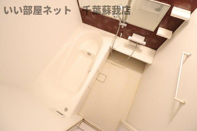 クロシェットⅢ番館の浴室|日々の疲れを癒すお風呂付です