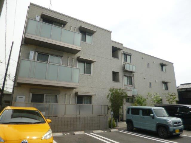 シャーメゾンプレシャス