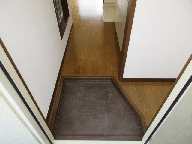 サンモール日吉の玄関