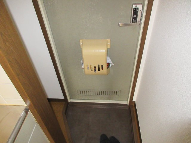 サンモール日吉の玄関