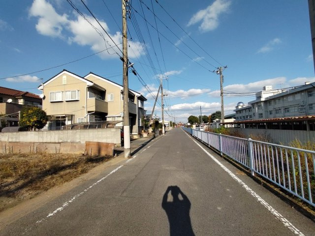 高崎市八千代町売地の前面道路含む現地写真