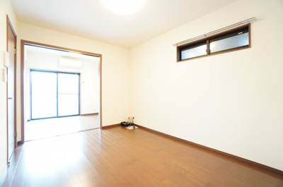 【居間・リビング】 | G-PRIME蘇我 | ※同物件・同タイプの写真です。