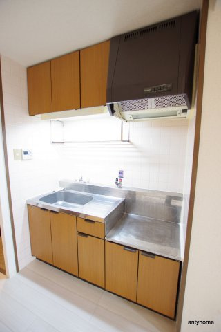 サンフェスタ　仲介手数料無料のキッチン