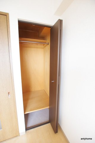 サンフェスタ　仲介手数料無料の収納