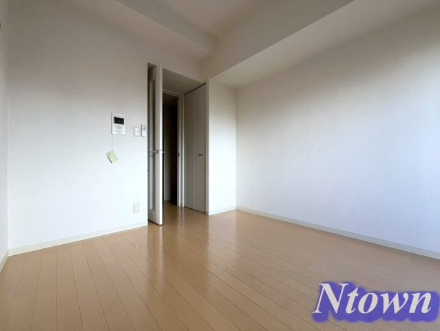 【洋室】 | プレサンス金山グリーンパークス | ゆったり過ごせる居間です